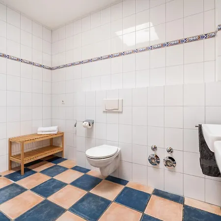 Apartment Hildegard-strandnähe - Balkon-im Zentrum Von 7 *