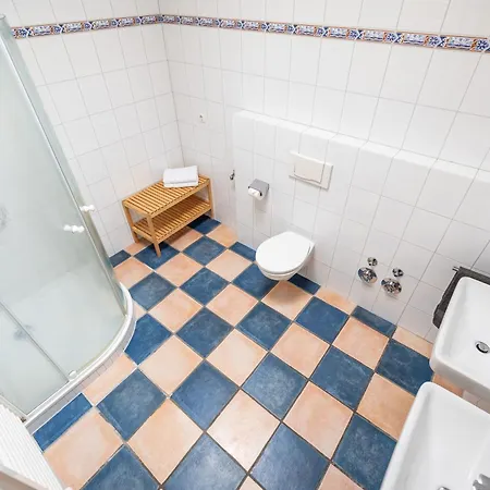 Hildegard-strandnähe - Balkon-im Zentrum Von 7 Apartment Binz